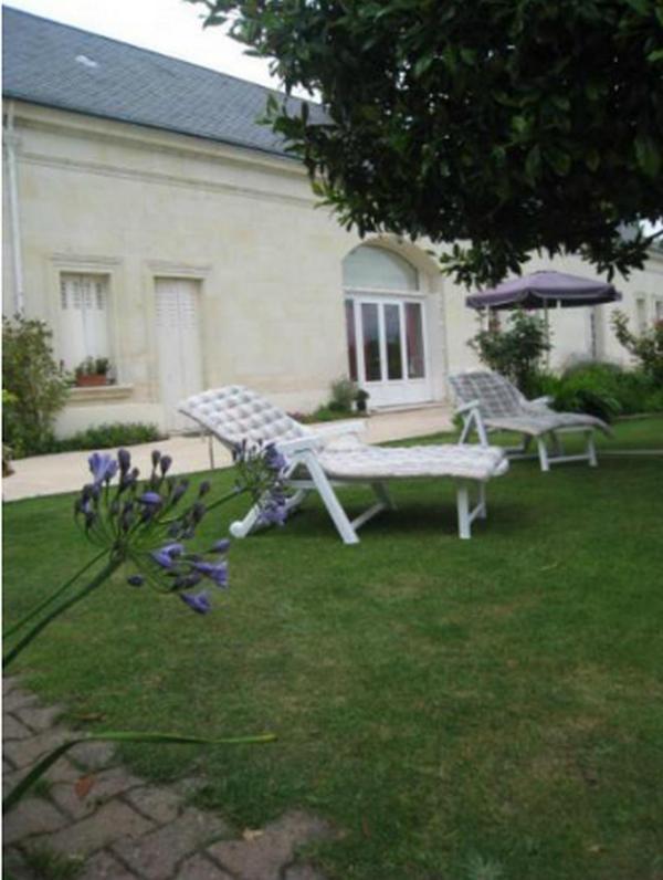Le Clos de la Chapelle - Gîte Les Magnolias Exterior foto